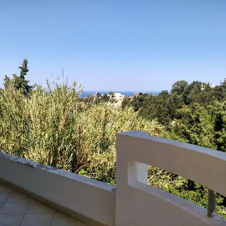 Quiet Family House In Koskinou, Rhodes Alloggio in famiglia