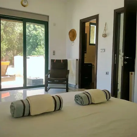 Homestay Quiet Family House In Koskinou, Rhodes